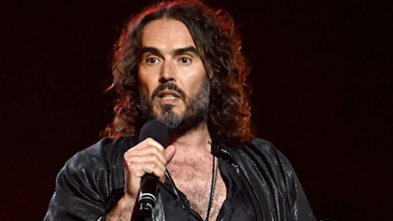 Qantas Passenger Claims Russell Brand “Caused A Scene” On Perth-Bound Flight Over Seating