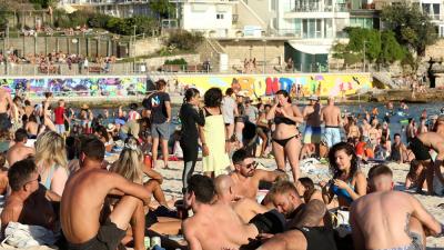 The NSW Government Has Closed Bondi Beach After Thousands Rocked Up Again Today