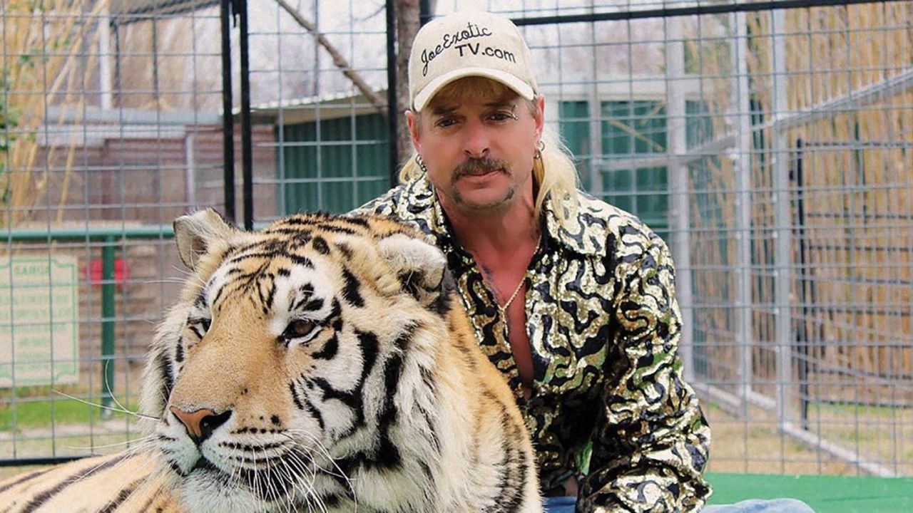 Joe Exotic’s Niece Reveals A Bunch Of Horrific Stories You Didn’t See In ‘Tiger King’