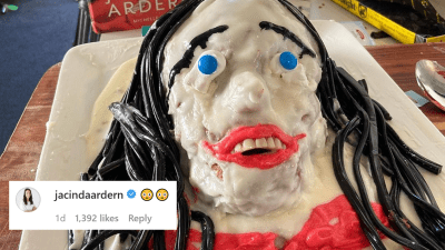 We Had To Look At This Unbelievably Nightmarish Jacinda Ardern Cake And Now You Do Too