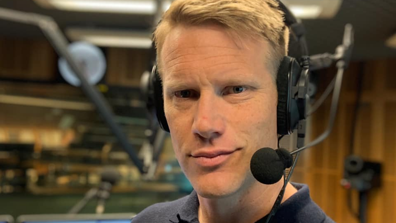 Former ‘Hack’ Host Tom Tilley Is Back With A 20-Minute Podcast Breaking Down The Day’s News