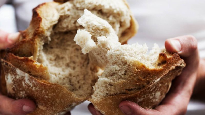 We Asked Experts Why We Can’t Stop Baking Bread & Bragging About Sourdough Starters Online