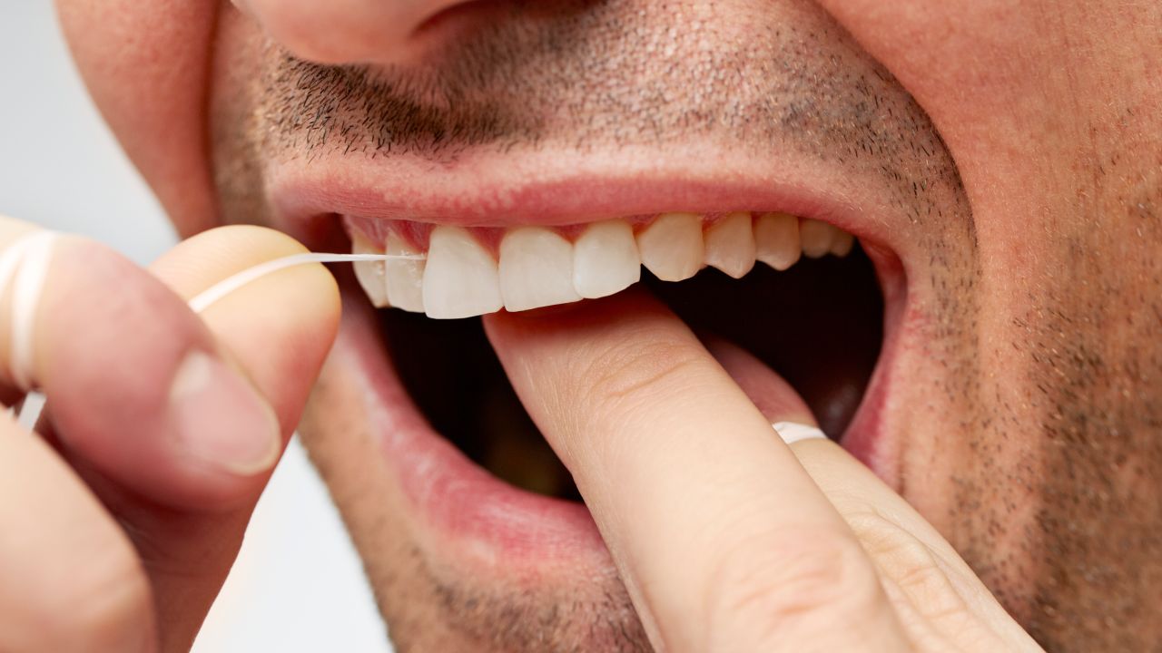 Just Gonna Say It: People Who Floss Regularly Cannot Possibly Be Fun At Parties