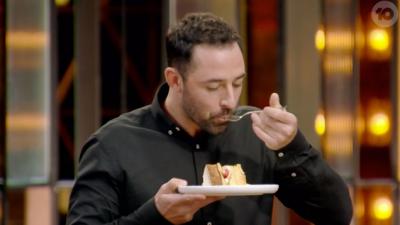 Here’s Every Time Andy Allen Has Insisted He Doesn’t Like Cake On ‘MasterChef’ In GIF Form