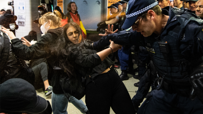 Sydney Black Lives Matter Protesters Who Got Pepper Sprayed Say They Were “Trapped” By Police