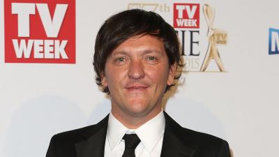 Four Of Chris Lilley’s Blackface-Heavy Shows Were Just Axed From The Netflix Library