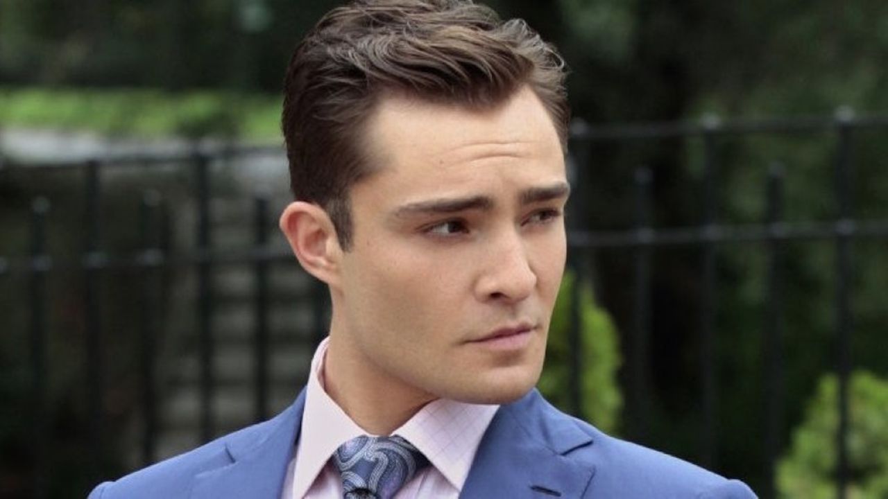 Ed Westwick Posted A Cryptic ‘Gossip Girl’ Teaser & Wait, Does That Mean Chuck Bass Is Back?
