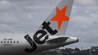 48 People On A MEL > SYD Flight Were Allowed Off The Plane Without COVID Screening Last Night