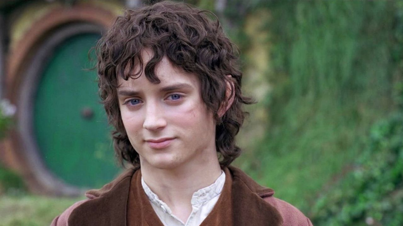My Precious Elijah Wood Wants To Cameo In Amazon’s Massive ‘Lord Of The Rings’ Series