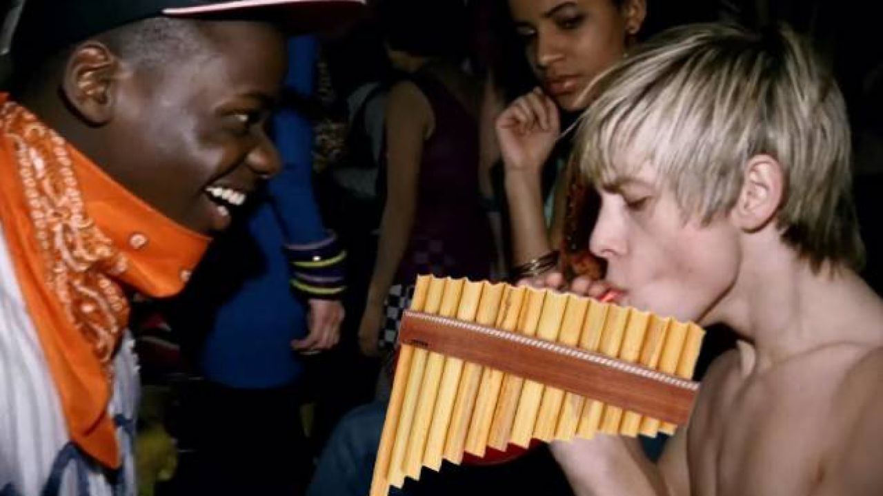 Pan Pipe Covers Of Popular Songs Are The Ultimate Soundtrack For Your Next Kick Ons Sesh