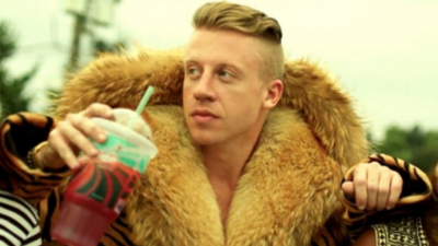 Macklemore Now Looks Like A 70s Pornstar From Tiger King & The Internet Simply Can’t Cope
