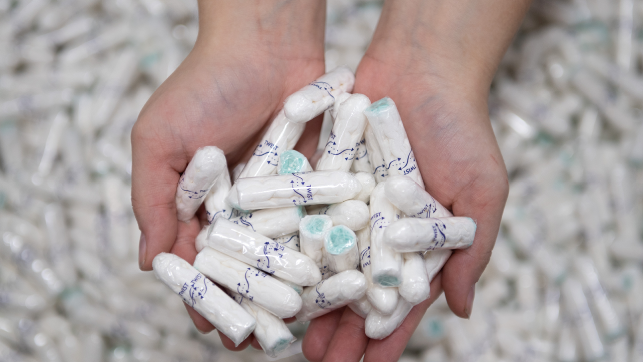 Victorian Students Will Get Free Tampons & Pads At All Govt Schools, How Bloody Good Is That?