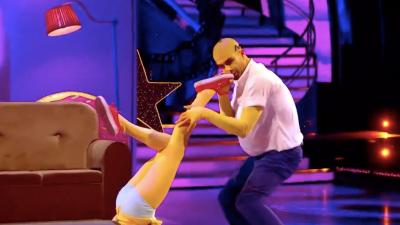 This Totally Cursed Simpsons Dance Routine From A UK TV Show Will Give You Nightmares For Life