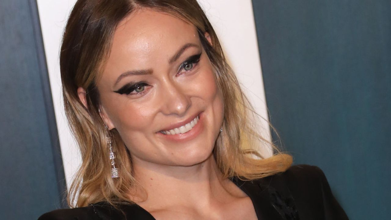 Olivia Wilde Reportedly Ditched Jason Sudeikis For Harry Styles While Filming New Movie