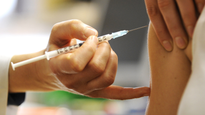 The Pfizer Vaccine Just Got Approved For Aus, So Here’s What We Know About When You’ll Get It