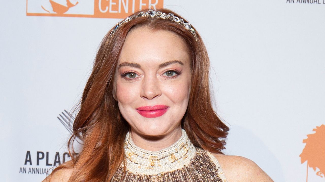 Lindsay Lohan Asks ‘Confused’ Fan To Take Down That Heartwarming Viral Coming Out Video