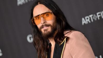 Jared Leto Was Papped On The Set Of ‘House Of Gucci’ Looking A Wild 30 Seconds To 65