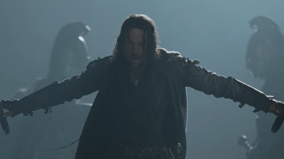Stale Take: Aragorn Opening The Doors At Helm’s Deep Is The Hottest Fucking Thing Alive