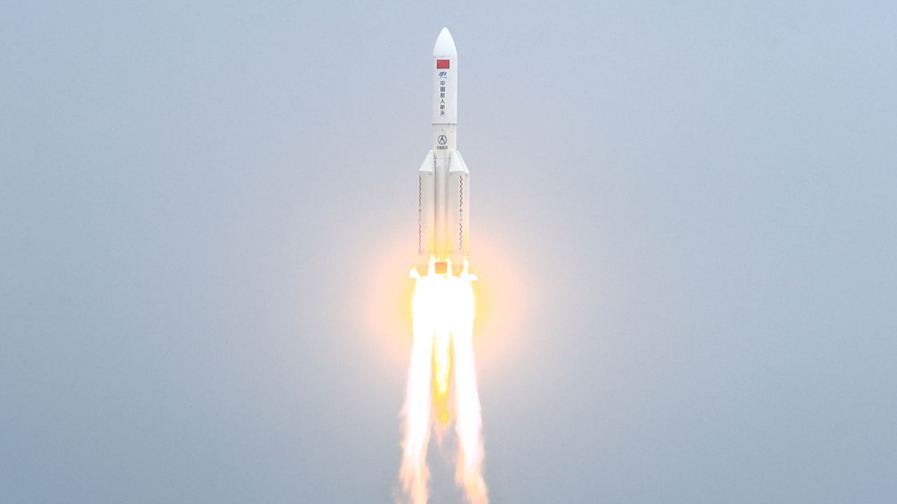 A Huge Chunk Of A Chinese Rocket Is Hurtling Back To Earth This Weekend But No One Knows Where