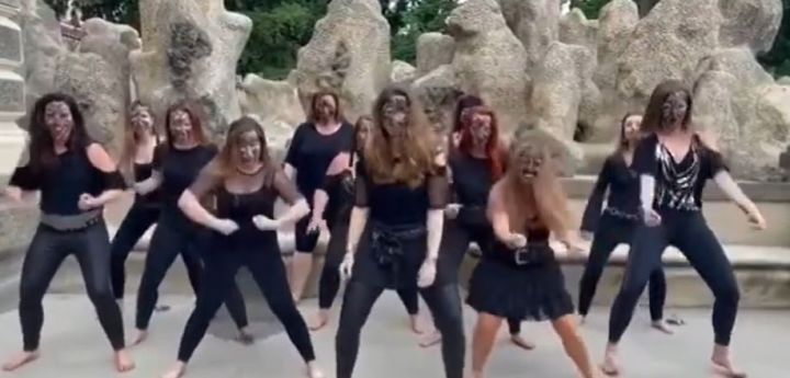 A Squad Of White Dancers Are Being Slammed For Racist ‘Bollywood Haka’ Dance Done In Blackface