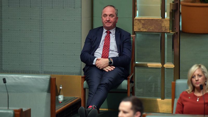 Does Every Photo Of Barnaby Joyce Make It Look Like He Just Shit Himself? An Investigation