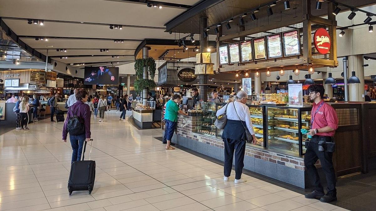 Sydney t2 domestic terminal food court false exposure site