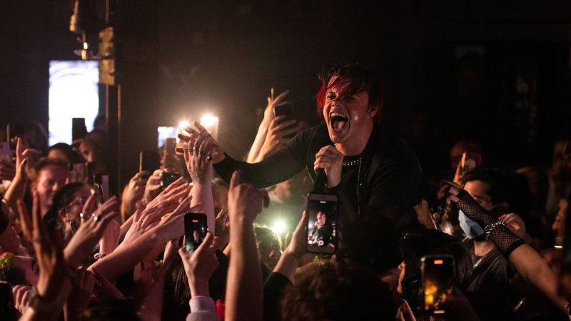 Enter Vans’ Musicians Wanted Comp If You’re Keen To Be Yeeted On Stage With Yungblud