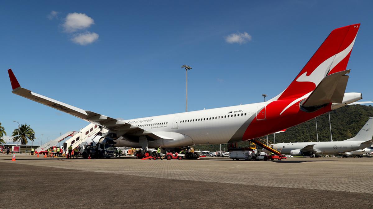 qantas international travel december 2020