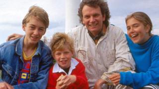 Round The Twist Is Being Turned Into A Musical & Reckon They’ll Include The Fish/Dick Trauma?