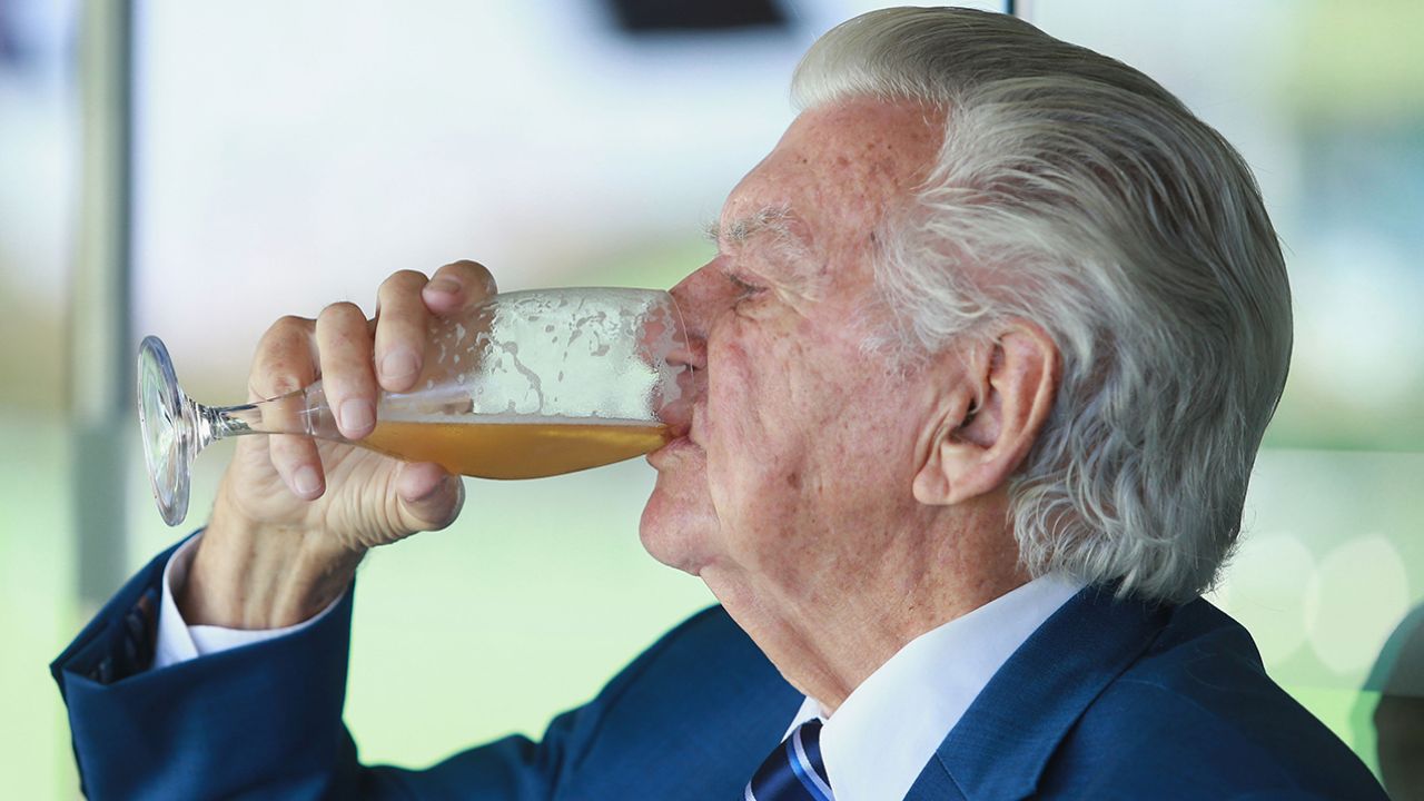 Furphy Wants To Shout Fully Vaxxed Legends Their First Froth Whitlam Once The Pubs Are Back