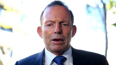 Tony Abbott, Onion Breath, Has Copped A $500 Fine For Not Wearing A Mask So Suck Fkn Shit