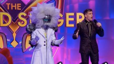 The Masked Singer’s Professor Was Just Revealed & He Was Defs On My So Fresh Hits Of Summer CD