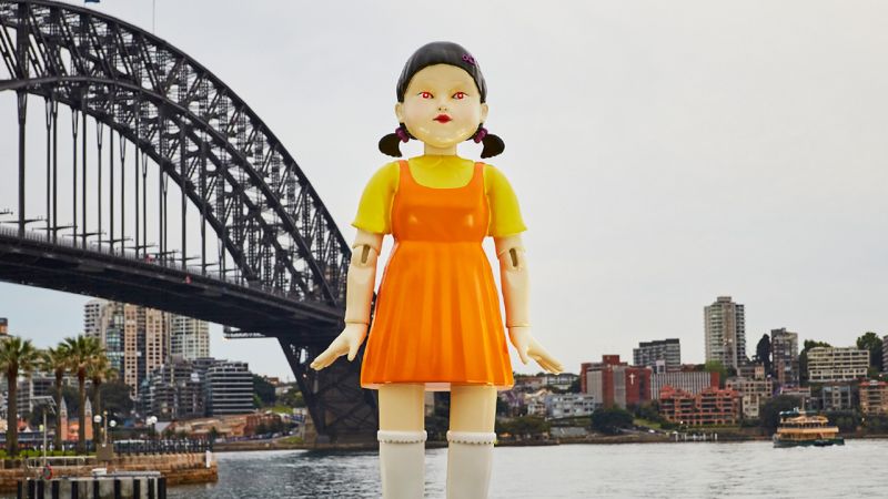 Oh Good, That Fucked Doll From Squid Game Has Appeared In Sydney & Wants To Play
