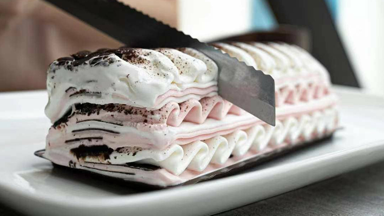 A Neapolitan Viennetta Has Emerged So Prepare To Argue Over Flavours picture