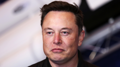 Elon Musk Stress-Cut A Mohawk After SpaceX Nears Bankruptcy & Hun, We’ve All Been There