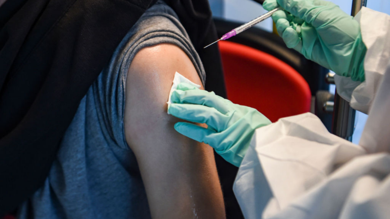 Mi Scusi: An Italian Bloke Attempted To Use A Fake Arm To Avoid Getting A COVID Vaccination