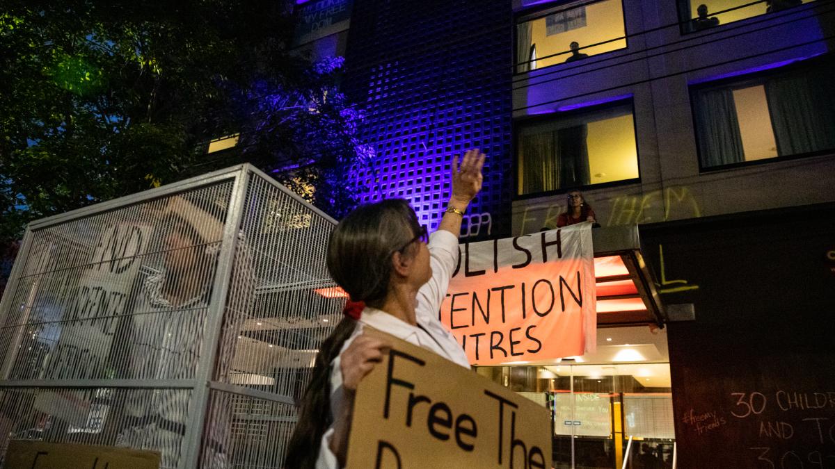 Refugee Advocates Rally Outside Detainee Hotel