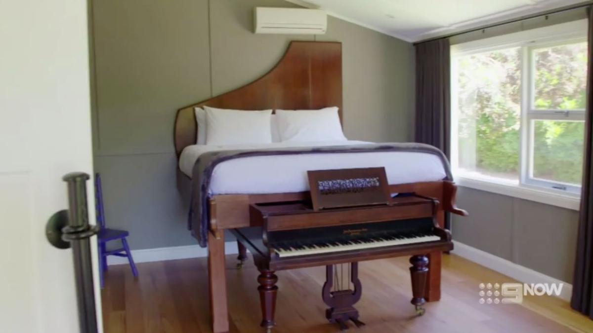 mafs piano bed