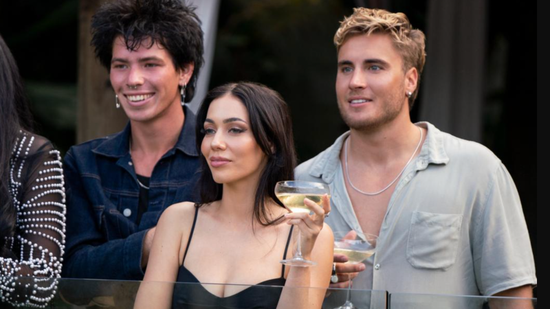 The Byron Baes Salaries Just Leaked Online & It Looks Like The Cast Will Be Stocking Up On Gems