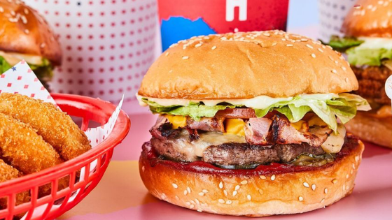 PSA: EatClub Is Slinging Free Burgs In Most Major Cities This Week & We’re Droolin’ Already