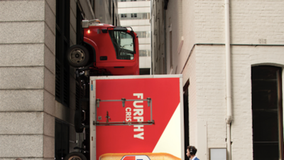 A Quick Explainer On How A Truck Seemingly Got Stuck Between Two Buildings In Syd