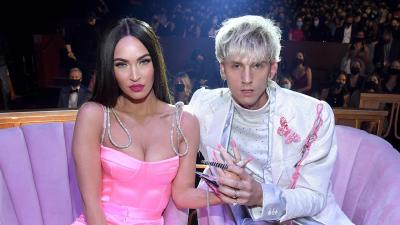 Folks Reckon Megan Fox & MGK Secretly Tied The Knot After This Puzzling Award Show Moment