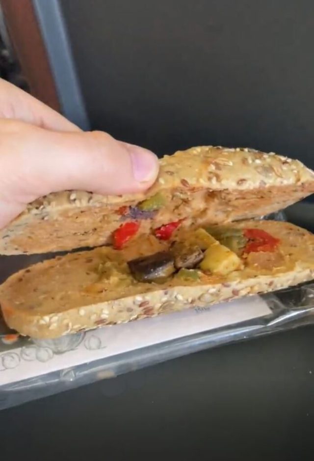A very sad easyjet baguette with barely any fillings.