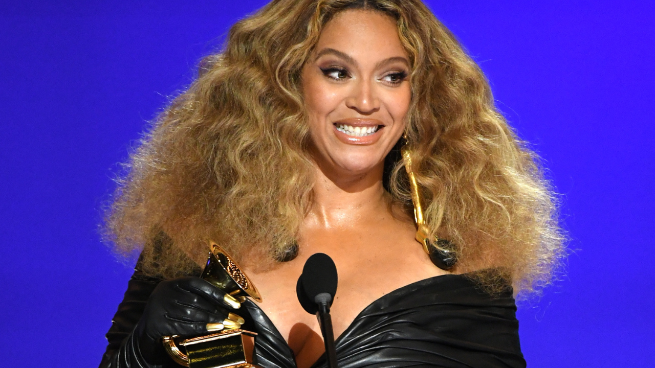 Beyoncé Just Broke The Internet By Surprise-Dropping Her New Song ‘Break My Soul’ 3 Hours Early