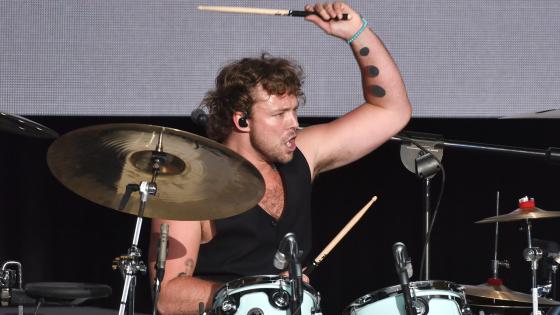 5SOS Drummer Ashton Irwin Had Stroke Symptoms Mid-Show & Had To Be Carried Off Stage