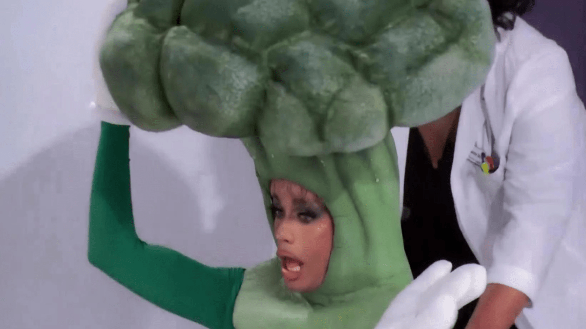 Dahlia Sin dressed as a broccoli on season 12 of RuPaul's Dra Race
