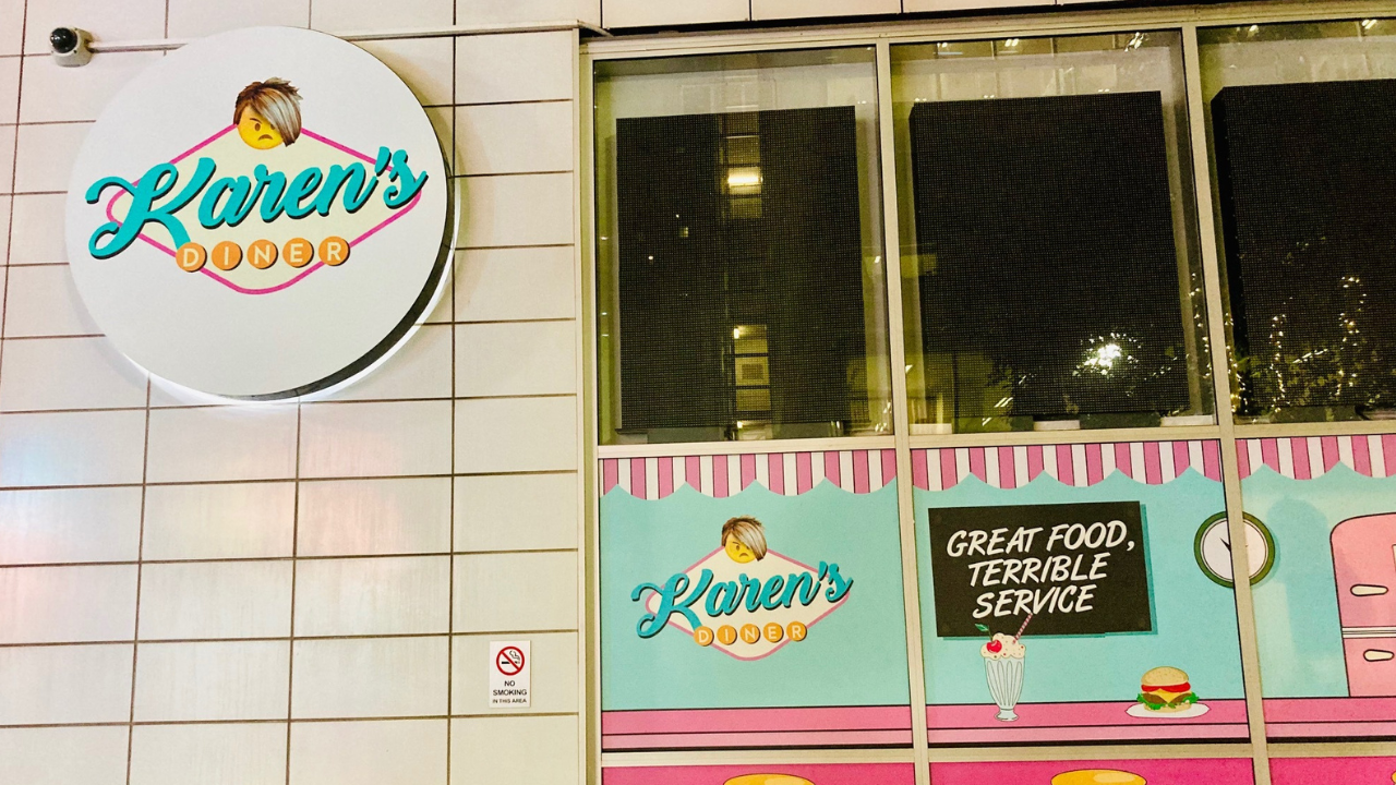 Karen’s Diner Apologised After A Waiter Made Fkd Incest Jokes About A QLD Dad & His Family