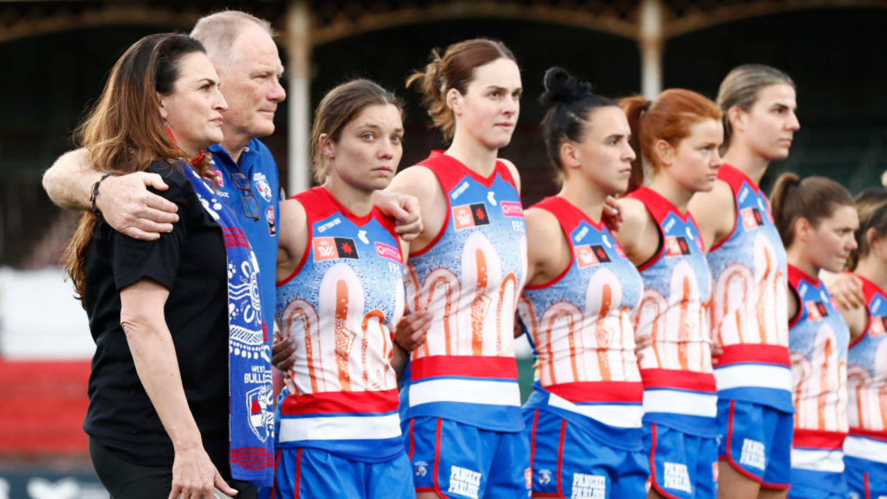 Minute Silence For The Queen Scrapped For AFLW Indigenous Round After Backlash & Club Feedback