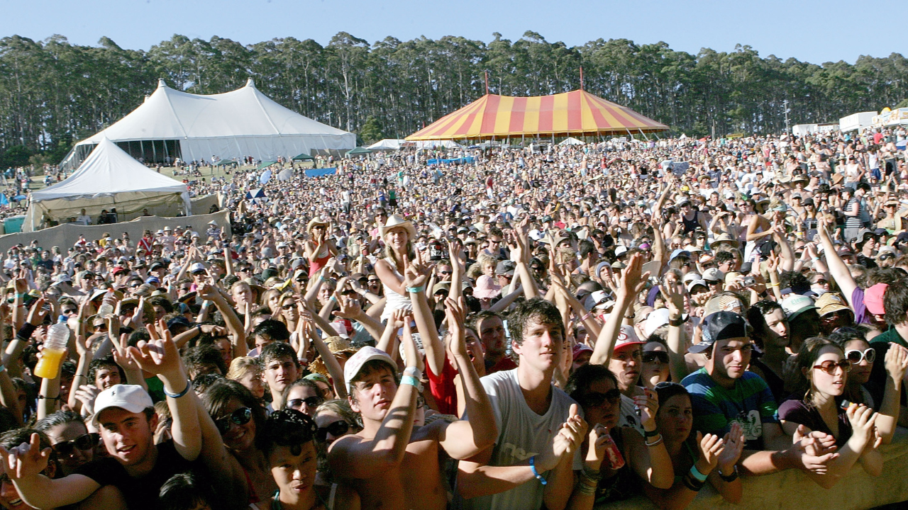 Falls Festival Vic Has Had To Relocate To Melb’s CBD And Cancel Camping Altogether