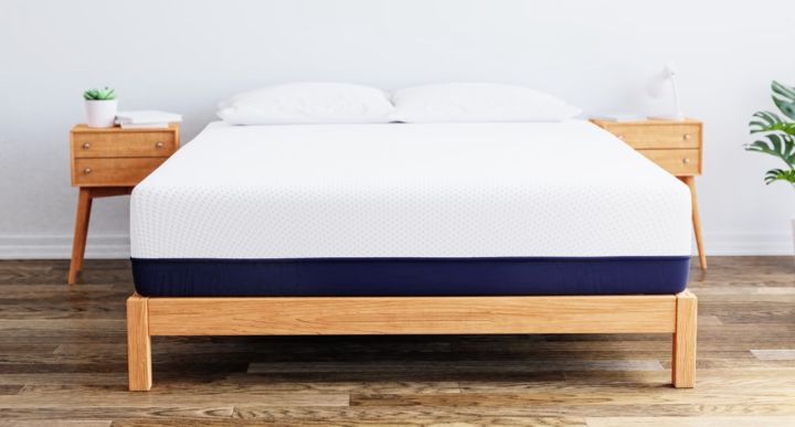 Onebed’s Slinging 50% Off Bedding So Pls Stop Taking Yr Date Home To A Piss-Stained Mattress